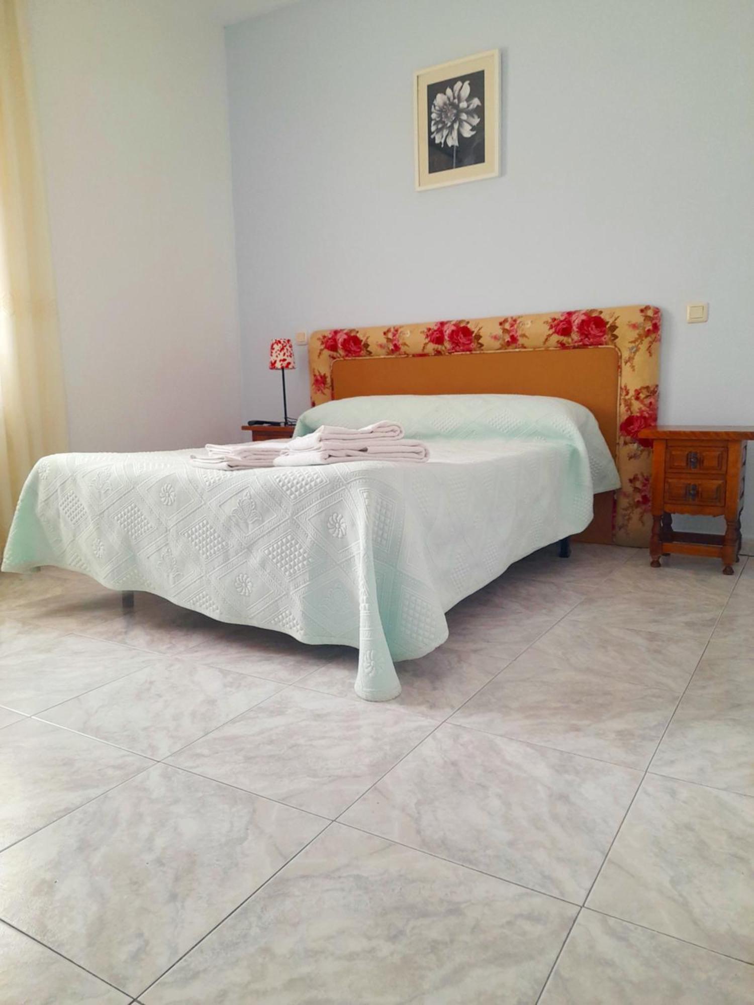 Hostal Restaurante Villa De Sepúlveda Quarto foto